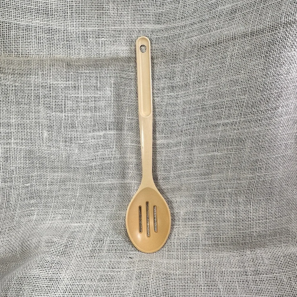 Tupperware E Series Slotted Spoon #1815 Yellow 12